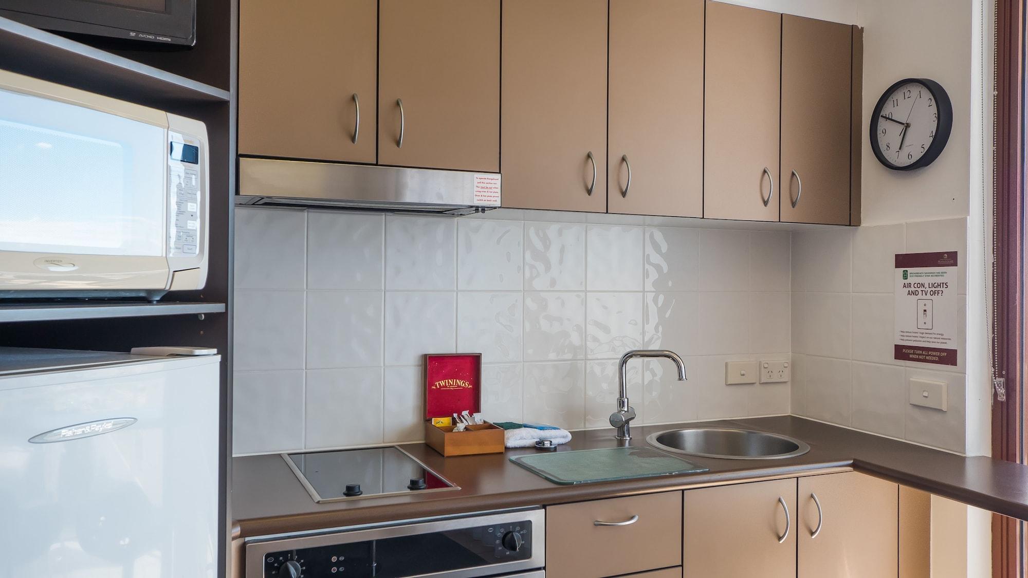 Broadbeach Savannah Resort Екстериор снимка