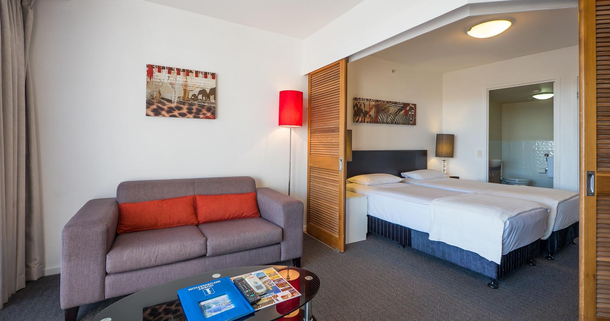 Broadbeach Savannah Resort Екстериор снимка