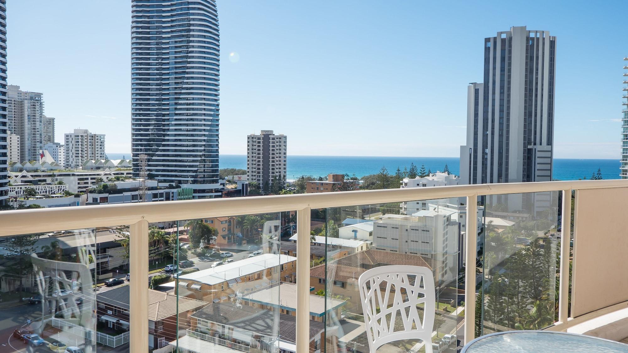 Broadbeach Savannah Resort Екстериор снимка