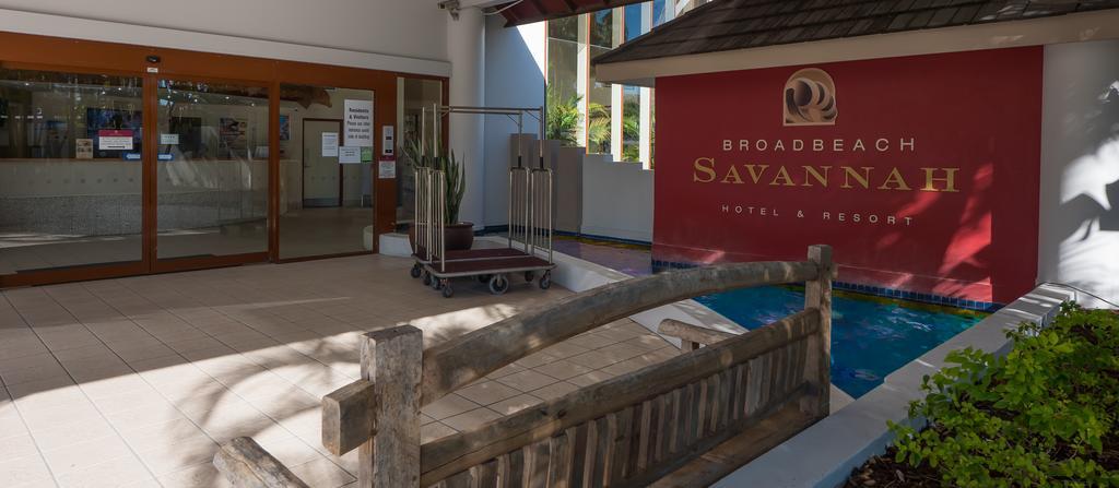 Broadbeach Savannah Resort Екстериор снимка