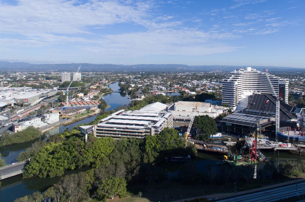 Broadbeach Savannah Resort Екстериор снимка
